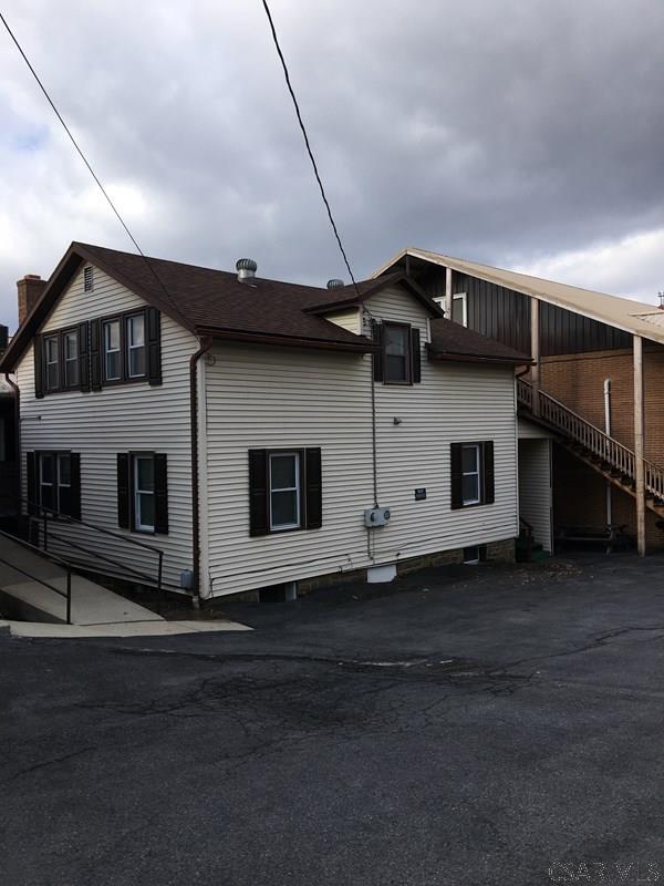 911 Old Scalp Ave, Johnstown, PA 15904 House for Rent in Johnstown