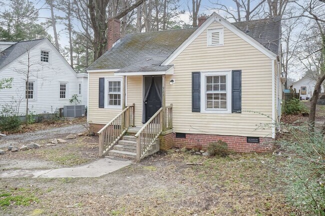 Foto del edificio - 3 Bed/2 Bath with a great back yard!