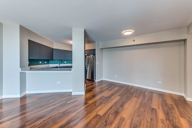 Foto del edificio - 1715 Chicago Ave