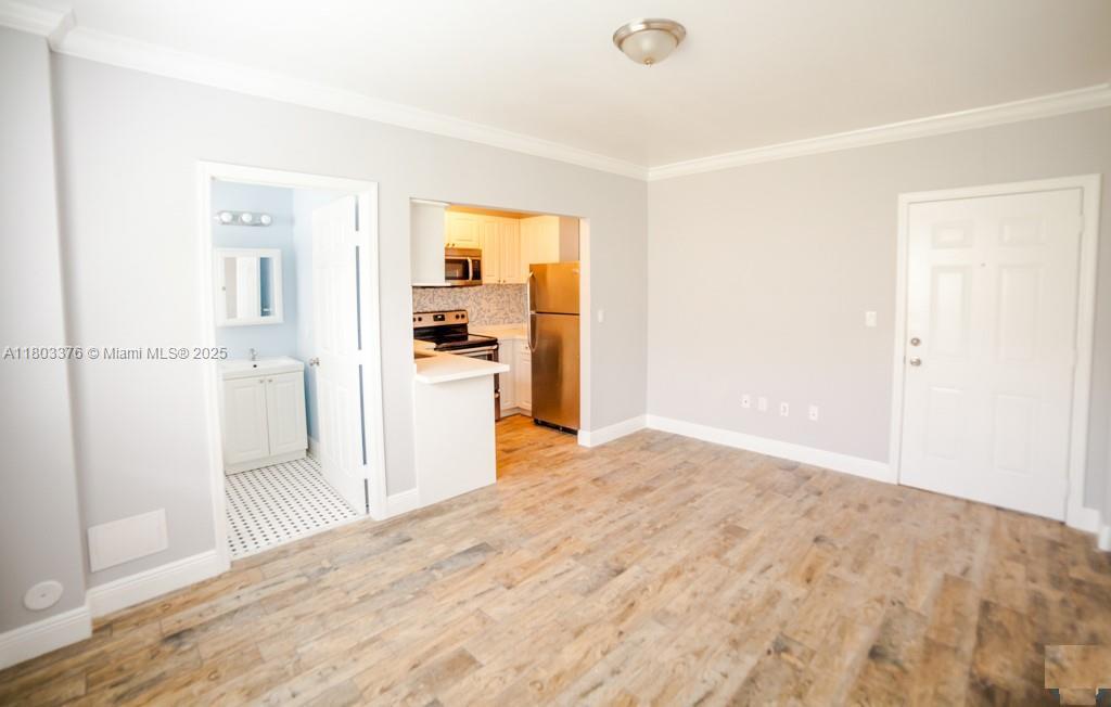 Foto principal - 53 NE 49th St