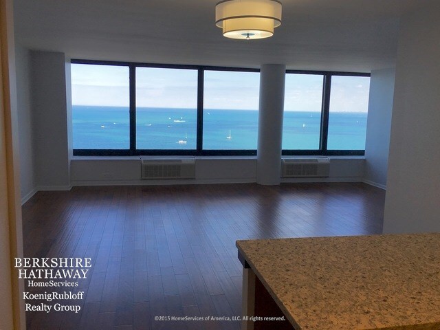 Building Photo - 155 N Harbor Dr