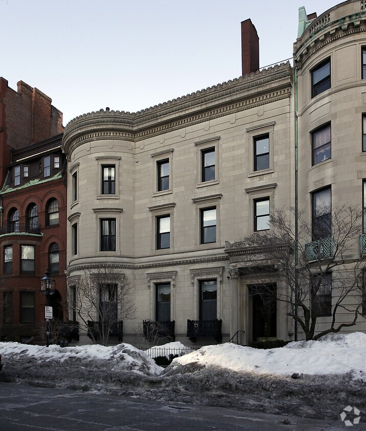 Foto principal - 287 Commonwealth Ave
