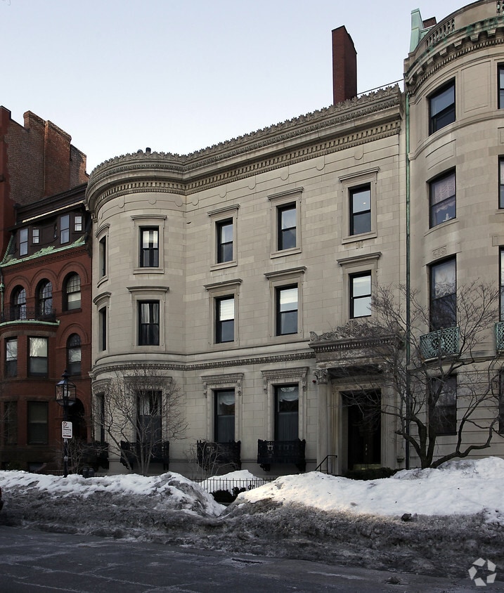 Primary Photo - 287 Commonwealth Ave