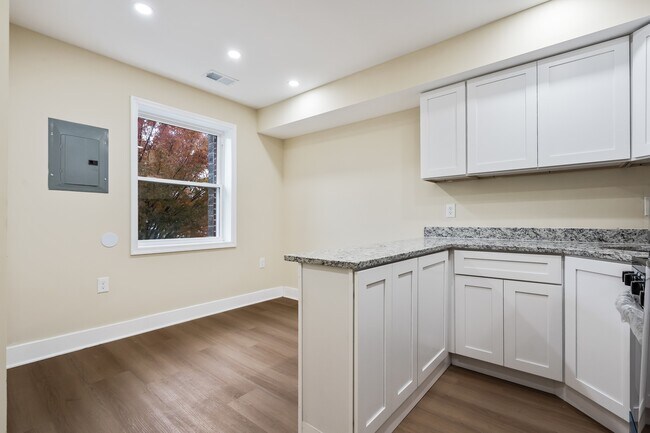 Photo - 1812 Benning Rd NE (Washington, DC) Apartment