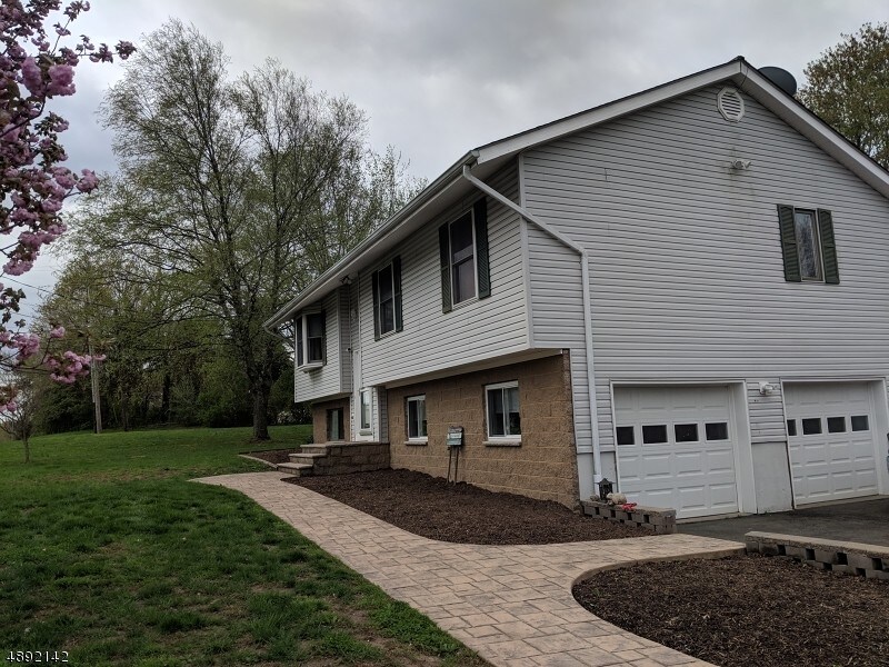 1 N Terrace Rd, Columbia, NJ 07832 House for Rent in Columbia, NJ