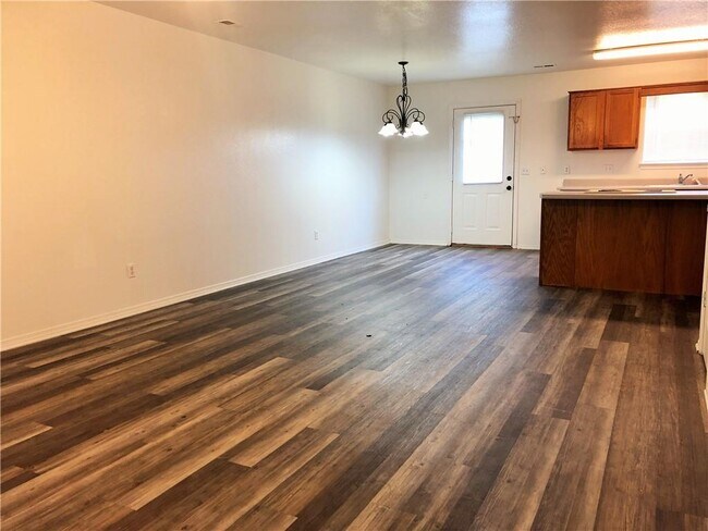 Foto del edificio - 2406 S 16th St