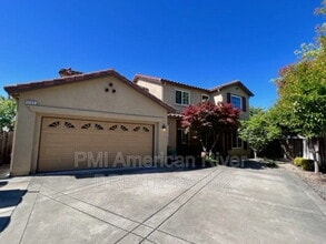 Building Photo - 2133 Beaujolais Ct