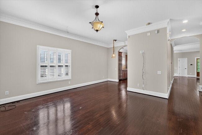 Building Photo - 306 Hillside Ave