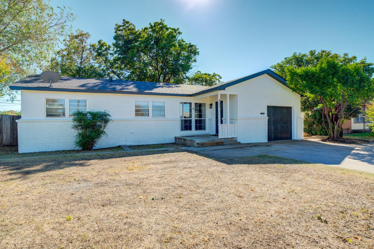 Foto principal - 4303 29th St