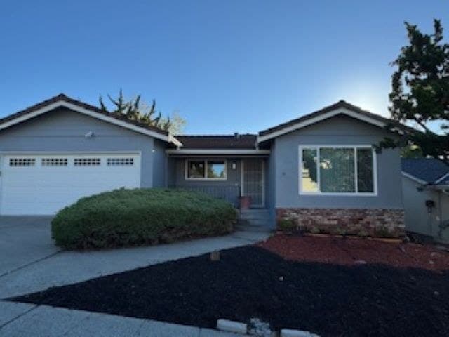 Building Photo - 18544 Doris Ct