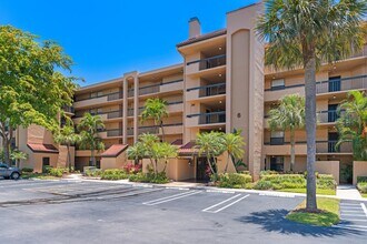 Building Photo - 750 Egret Cir