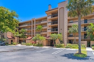 Building Photo - 750 Egret Cir
