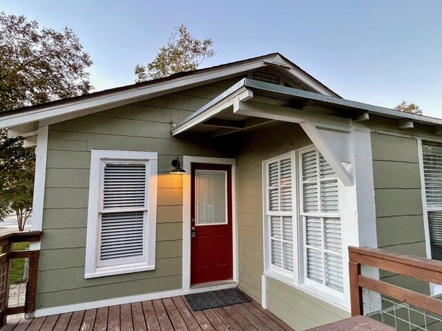 Foto principal - 1075 W Coll St