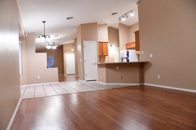 Building Photo - 14015 W Cornerstone Trl