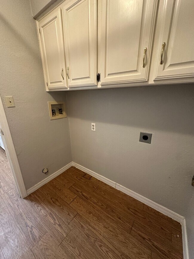 Foto del edificio - 3005 SW 28th Ave