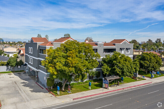 Outside Shot 2 - Duke Apartment Homes