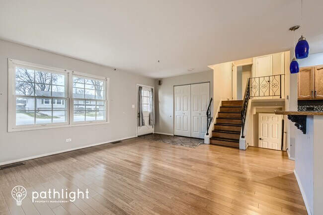 Building Photo - 1471 Walnut Avenue, Hanover Park, IL, 60133