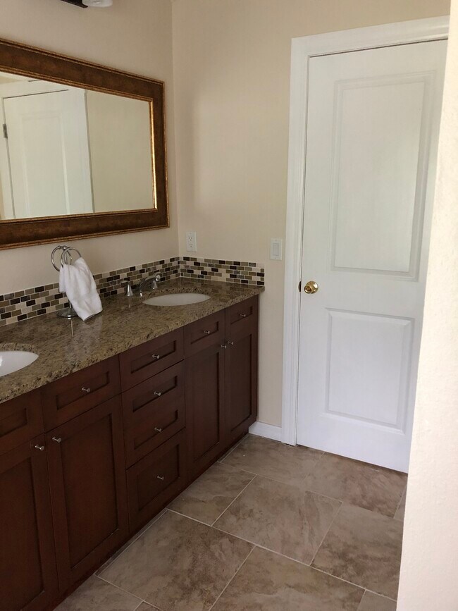 Master bathroom - 3624 Jericho Drive