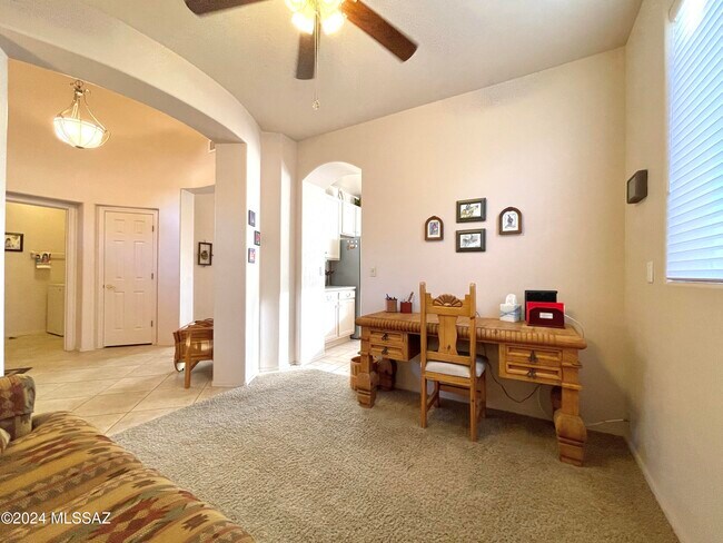 Building Photo - 2442 W Tom Watson Dr