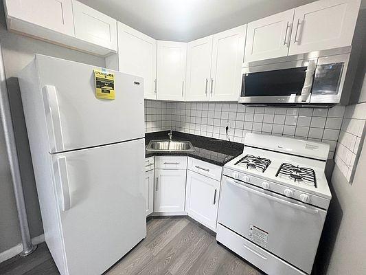 Primary Photo - 1 bedroom in BRONX NY 10459