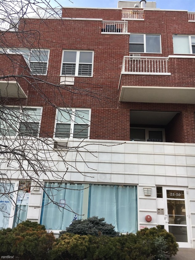 2542 Crescent St, Astoria, NY 11102 Condo for Rent in Astoria, NY