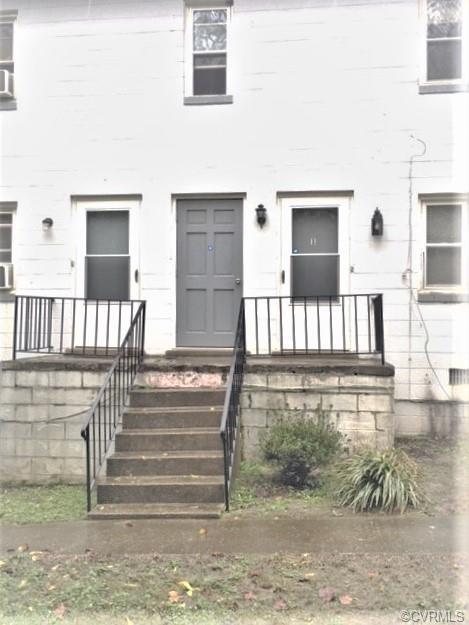 Building Photo - 7279 Edgeworth Rd