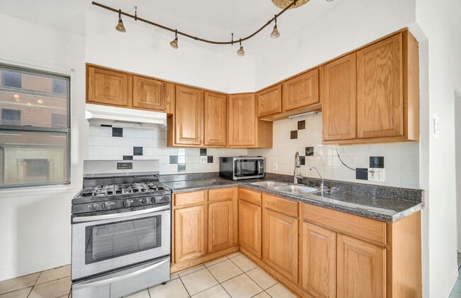 Foto del edificio - 2258 N Central Ave