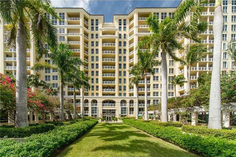 Foto principal - 445 Grand Bay Dr