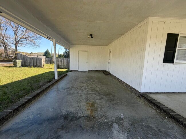 Foto del edificio - 720 Marigold St