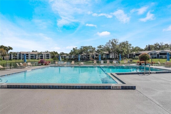 Building Photo - 2 Escondido Cir