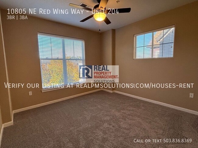 Building Photo - 10805 NE Red Wing Way