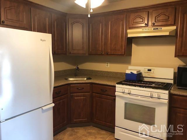 Building Photo - 487 Witney Ct