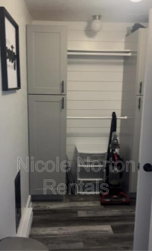 Foto del edificio - 457 Wildwood Ave