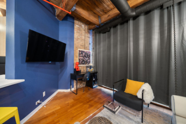 Foto principal - 225 W Huron St