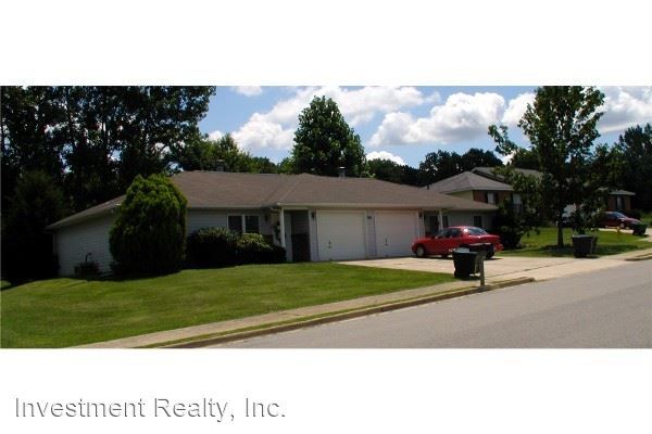 Primary Photo - 820 Innsbrook Dr