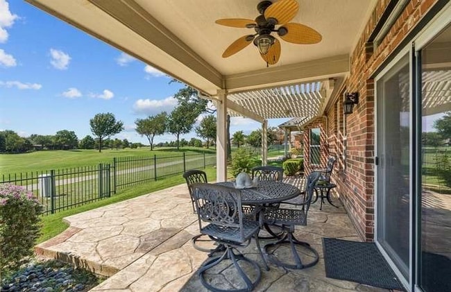 Building Photo - 7313 Reflection Bay Dr