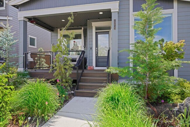 Building Photo - 3 br, 2.5 bath House - 20839 Gateway Drive