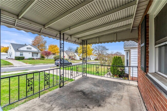 Foto del edificio - 5255 E 115th St