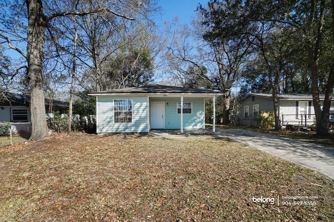 Building Photo - 1995 W 4th St