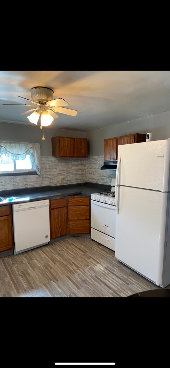 Kitchen - 13 John St