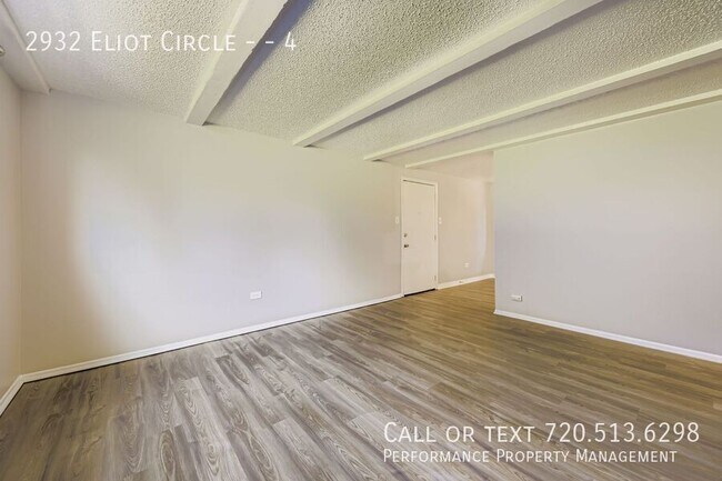 Foto del edificio - 2932 Eliot Cir