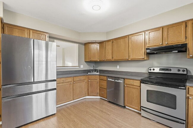 Foto del edificio - 335 Fullerton Pl