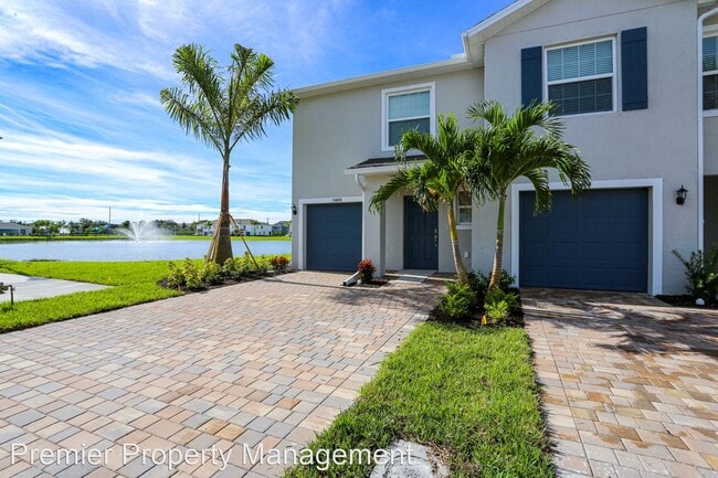 Building Photo - 3 br, 2.5 bath House - 15488 Wildflower Ci...