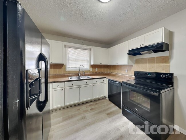 Building Photo - 459 Sweet Water Trail SE