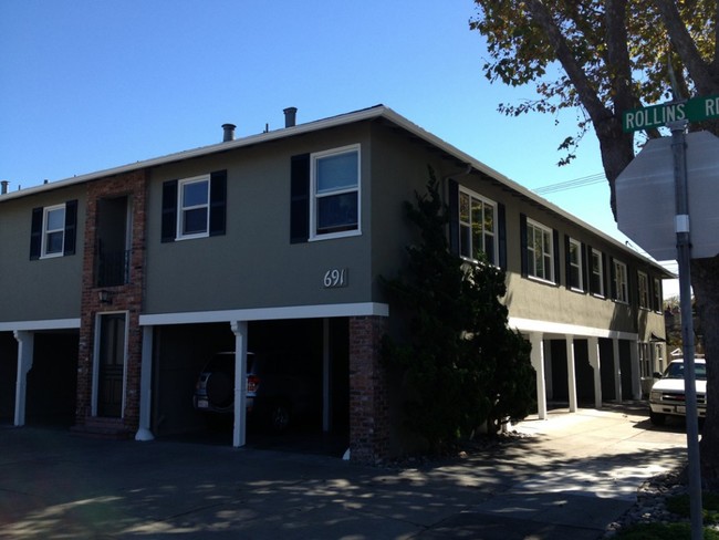 Building Photo - 691 Rollins Rd