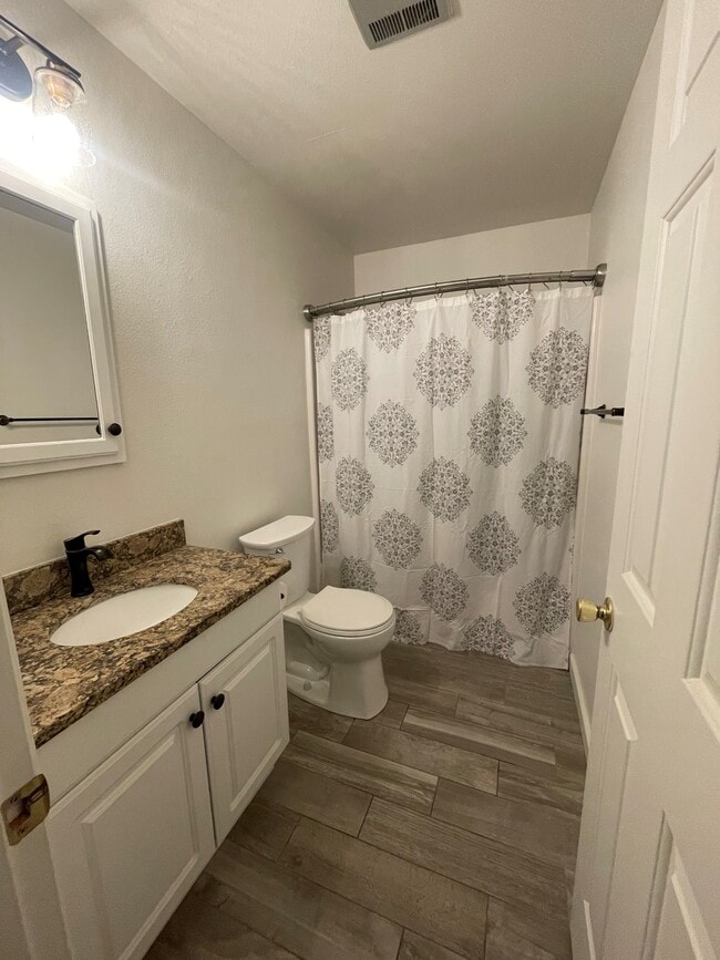 Building Photo - 309 Rim Rock Cir