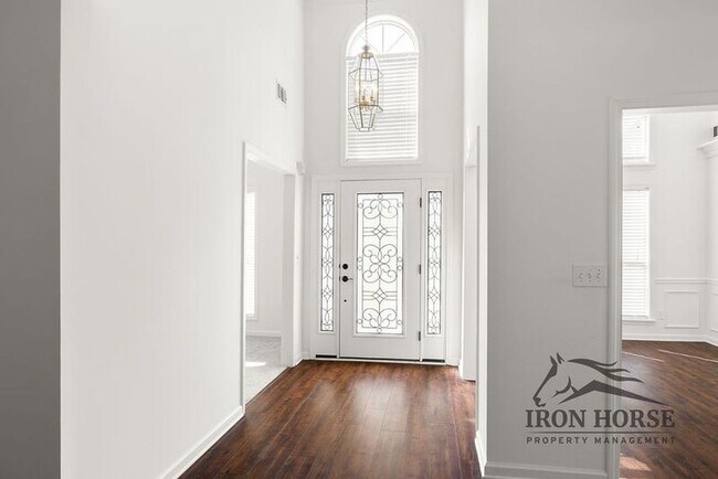 Foto del edificio - 379 Beech Hollow Trail SW