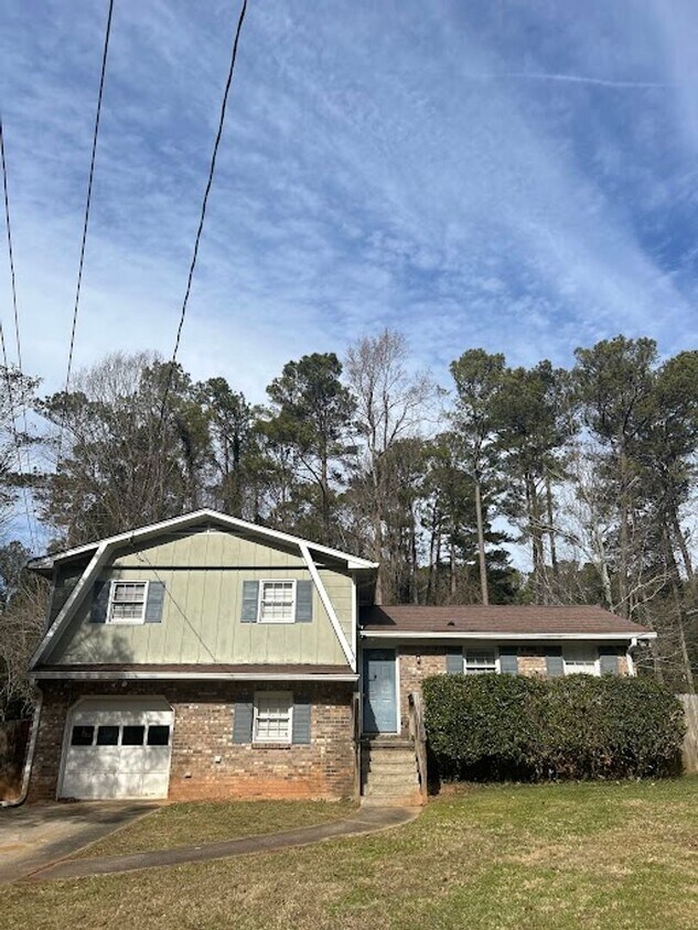 2520 Elkhorn Dr, Decatur, GA 30034 House Rental in Decatur, GA