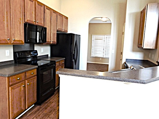 Building Photo - 7303 Coopers Hawk Dr