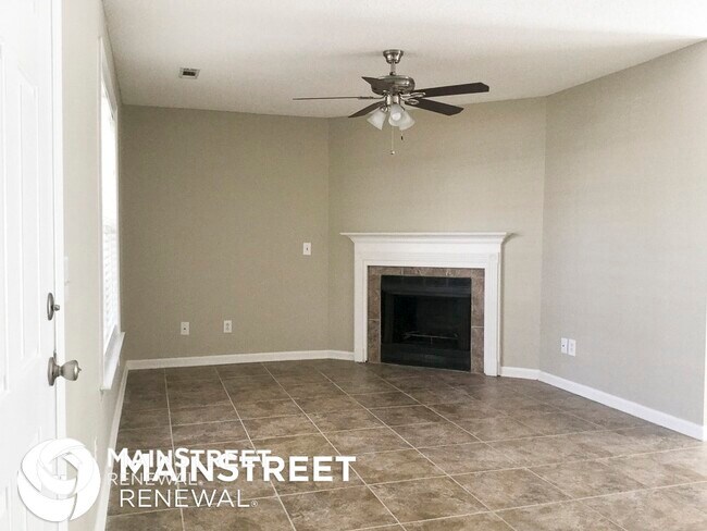 Foto del edificio - 5111 Windsbury Ridge Rd